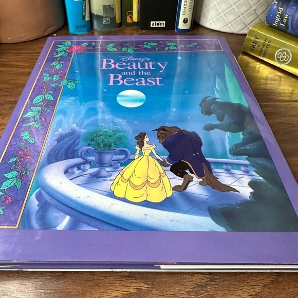 Beauty and the Beast Book - Picture 1 of 7